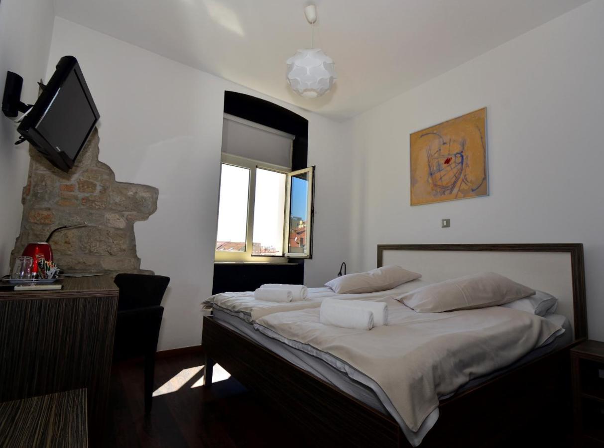 Marmontova Luxury Rooms Split Bagian luar foto