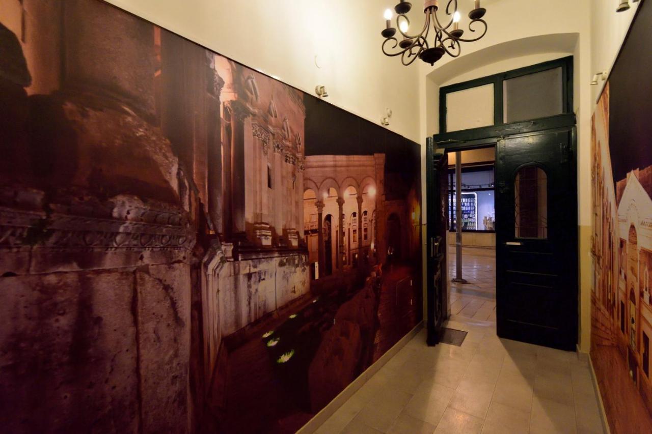 Marmontova Luxury Rooms Split Bagian luar foto
