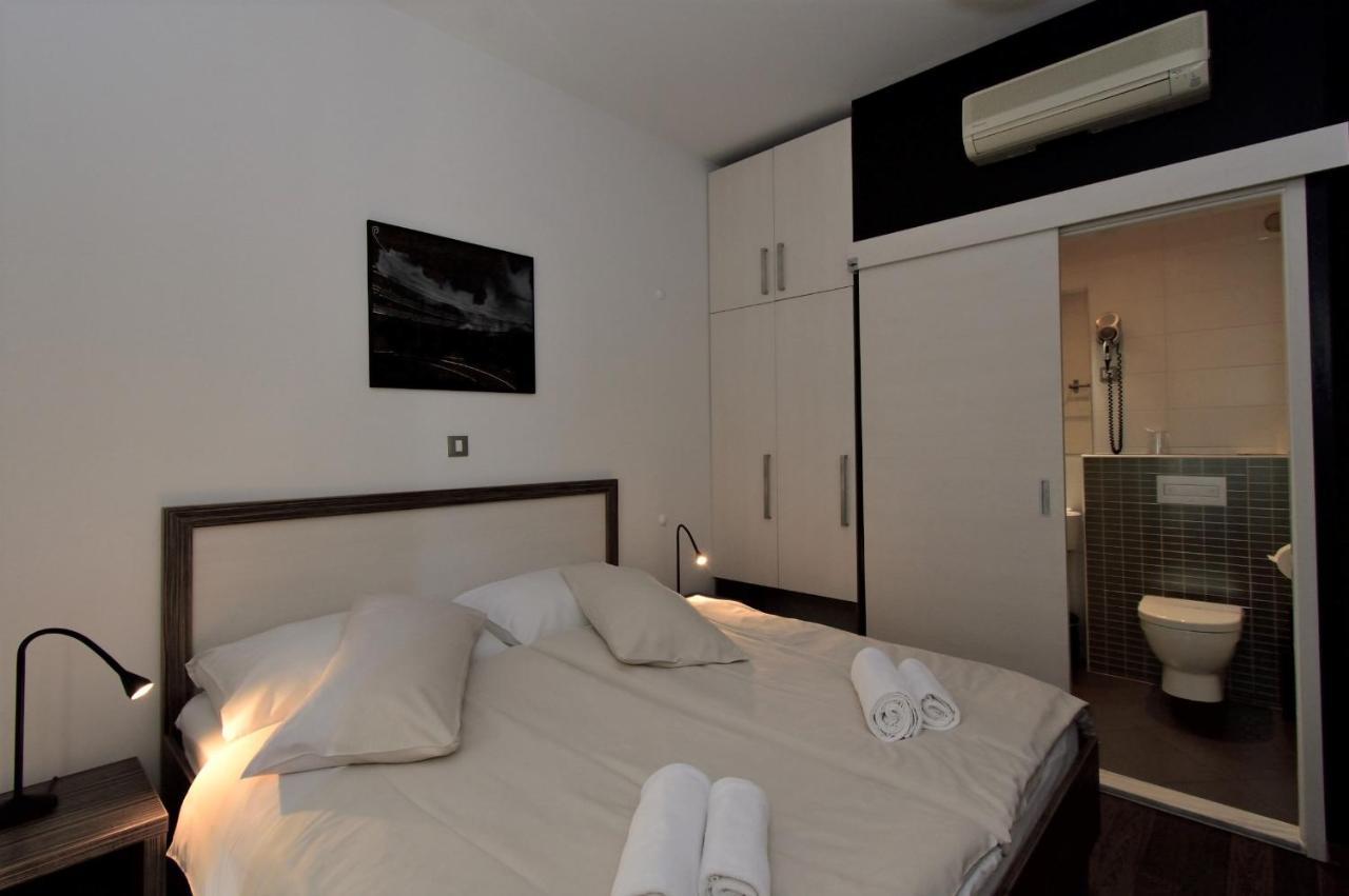Marmontova Luxury Rooms Split Bagian luar foto