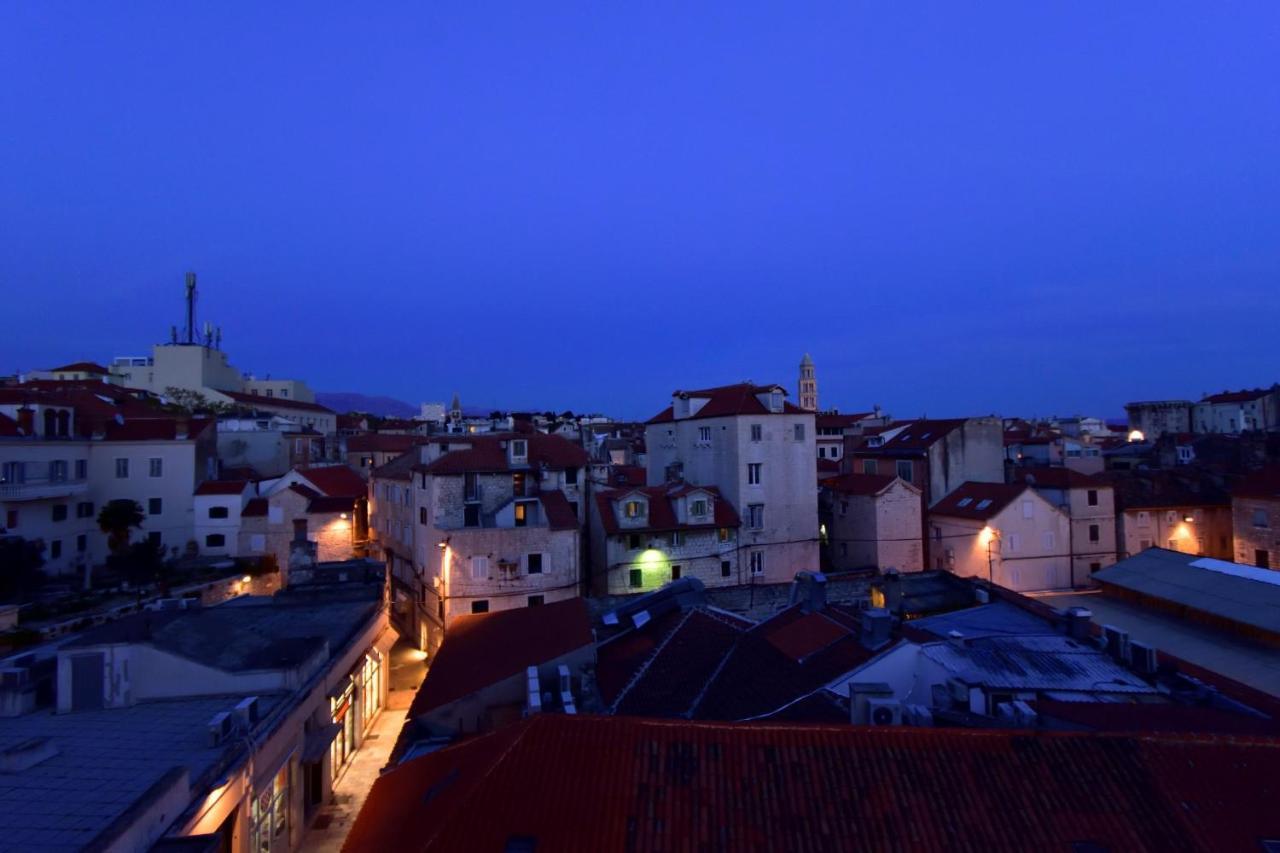 Marmontova Luxury Rooms Split Bagian luar foto
