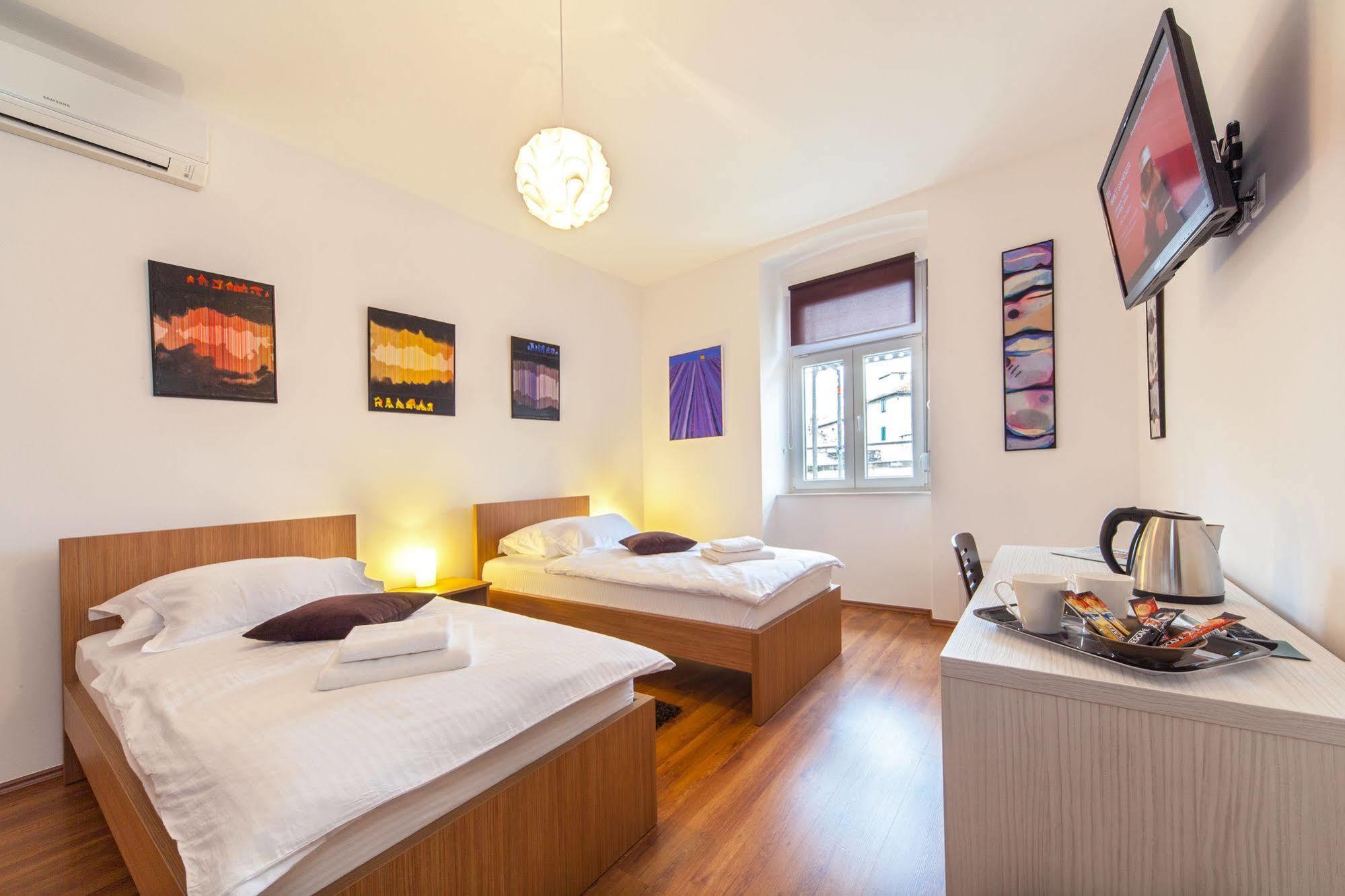 Marmontova Luxury Rooms Split Bagian luar foto